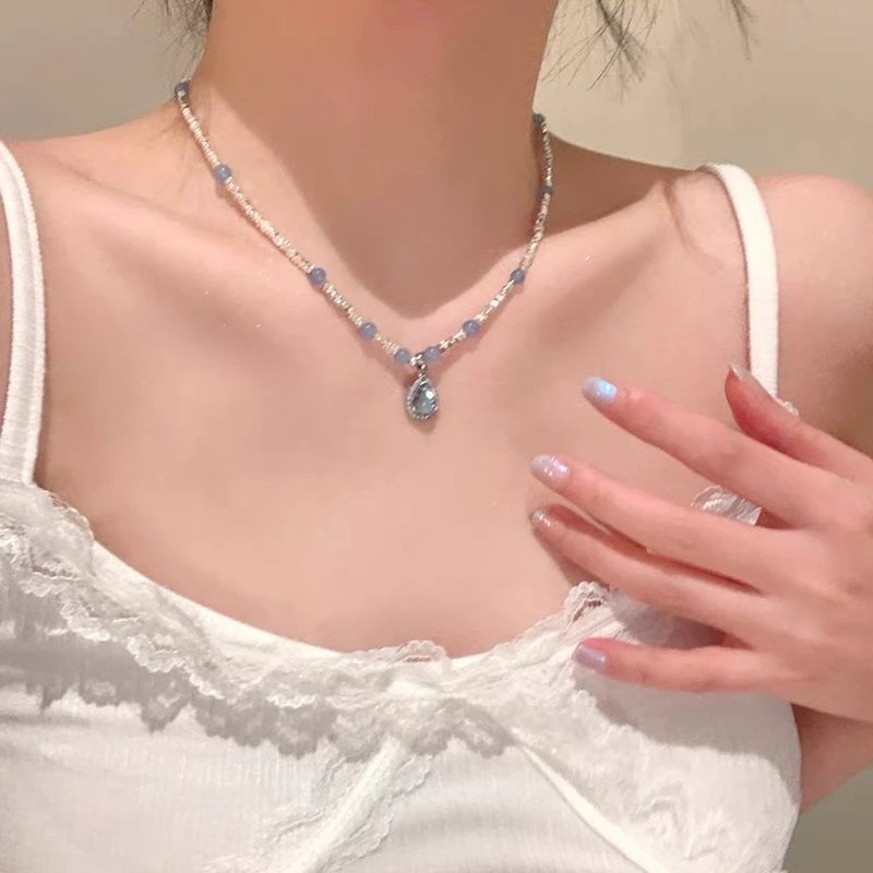 铜合金玻璃项链 清冷感蓝眼泪项链配饰女轻奢锁骨链颈链