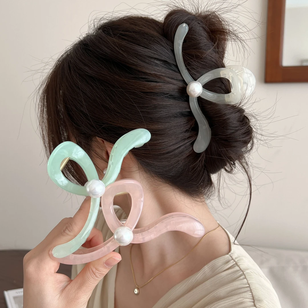 【小跑同款】夏日果冻色弧形珠珠盘头发大号抓夹女百搭鲨鱼夹头饰