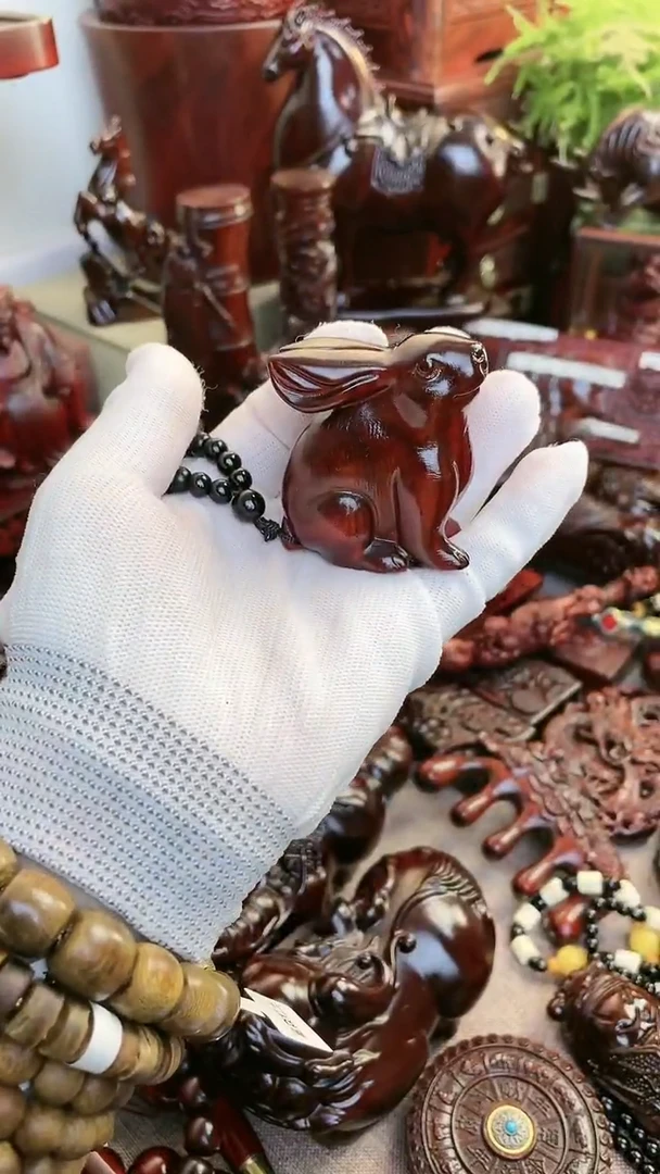 【闪购商品】木头505兔