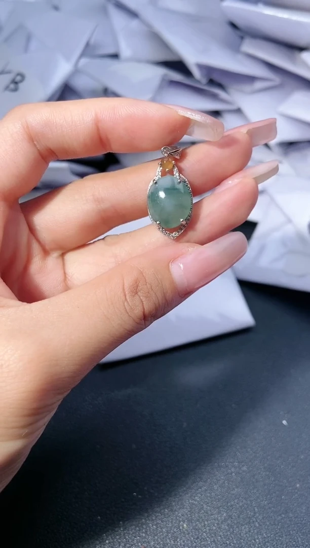 【闪购商品】翡翠吊坠(不含链)银S925镶嵌.