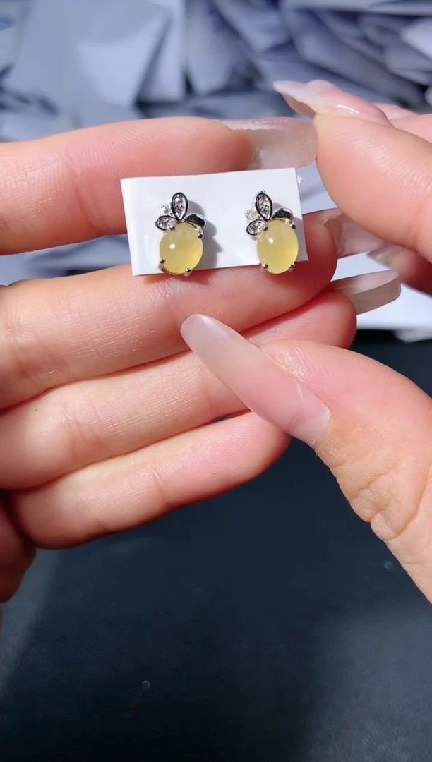 【闪购商品】翡翠吊坠(不含链)银S925镶嵌..