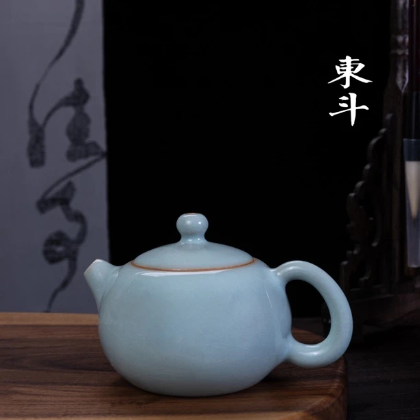 原矿汝瓷天青色微微瑕纯手工小西施120毫升（张攀锋底款开片）