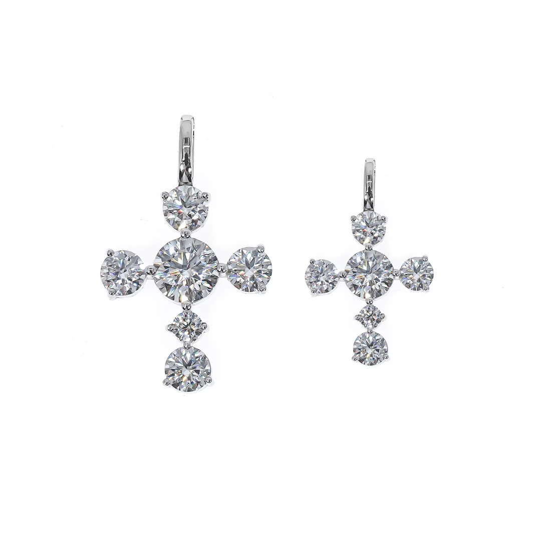 WIC 925银莫桑6钻十字架七夕送礼情侣男女大小轻奢XL073