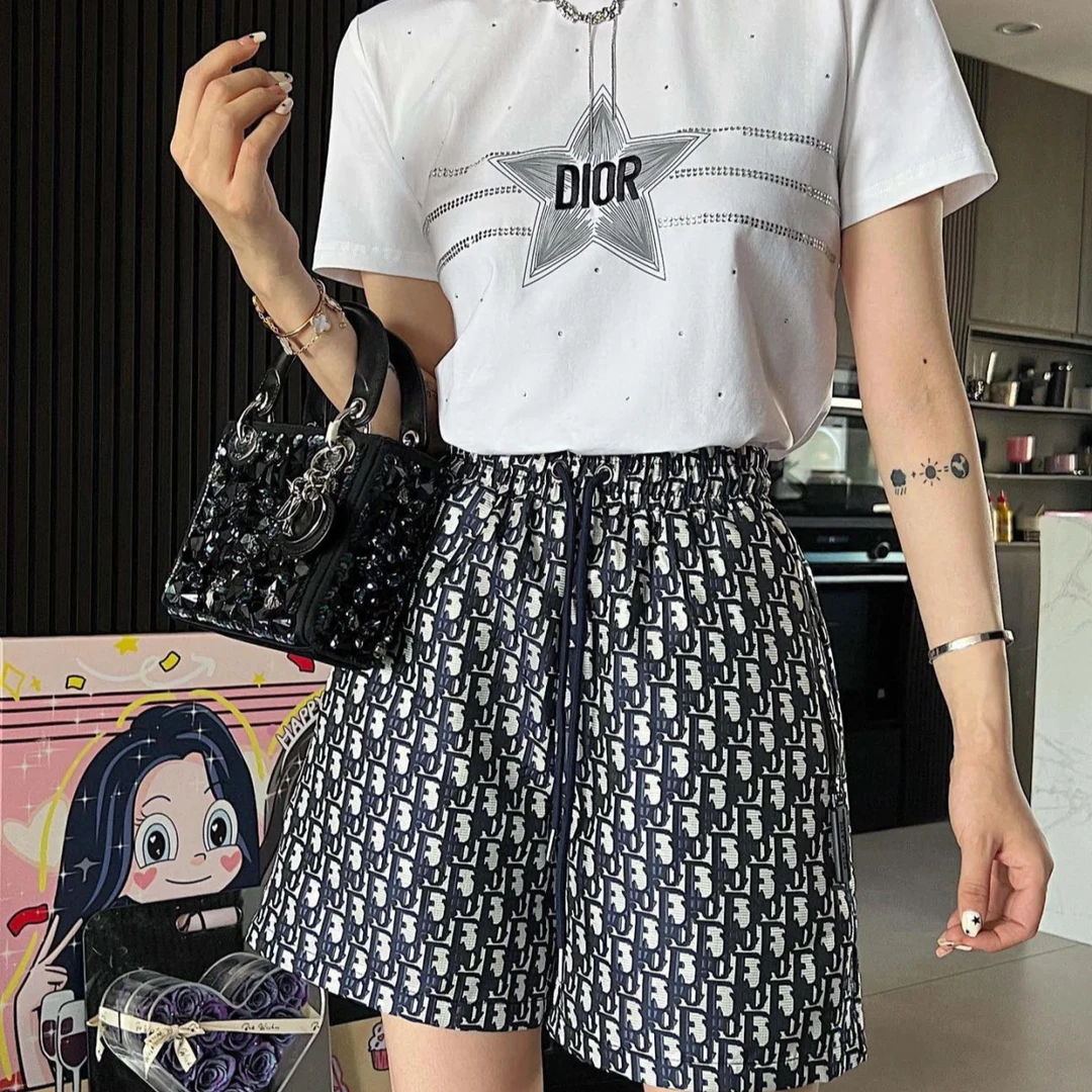 全新未使用 DIOR/迪奥  满印Logo图案宽松短裤/34