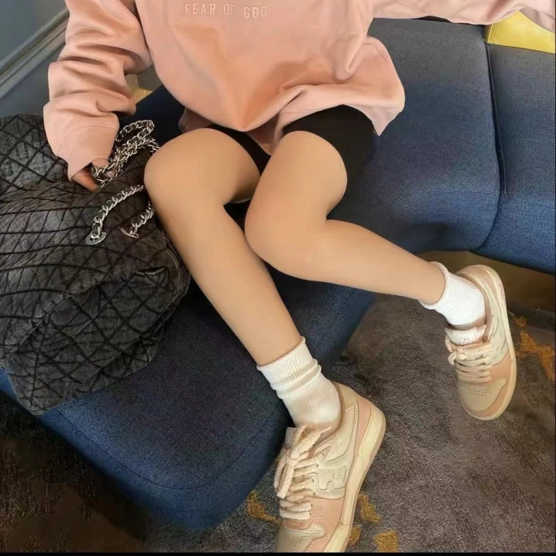 未使用 FENDI/芬迪 Fendi 复古百搭 时尚休闲板鞋/35-38