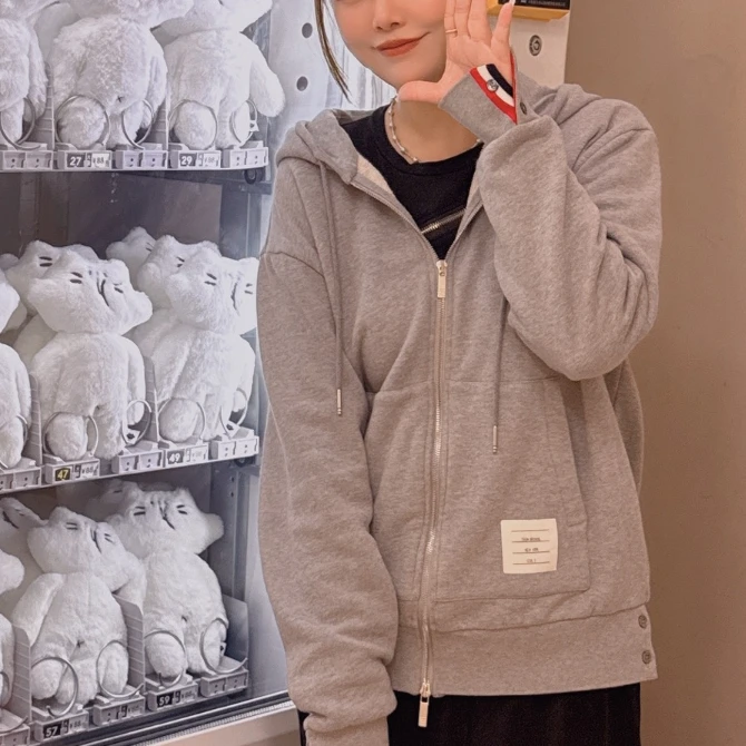 全新未使用 THOMBROWNE  拉链连帽外套/1码