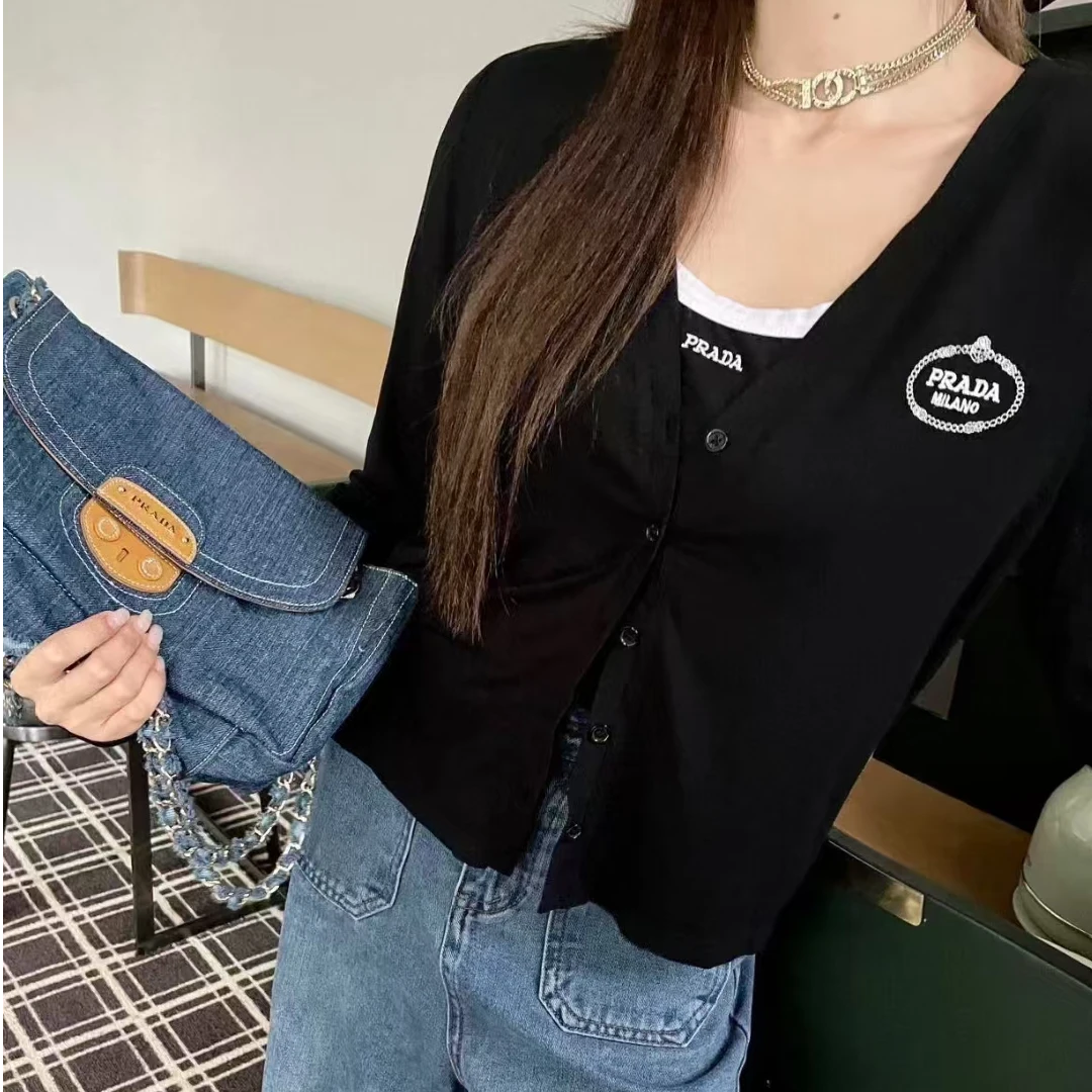 未使用 Prada/普拉达 针织logo长袖开衫38/40