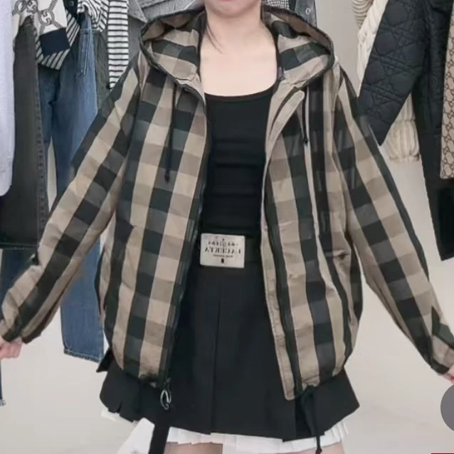 全新未使用 DIOR/迪奥 长袖连帽外套卡其混黑/36