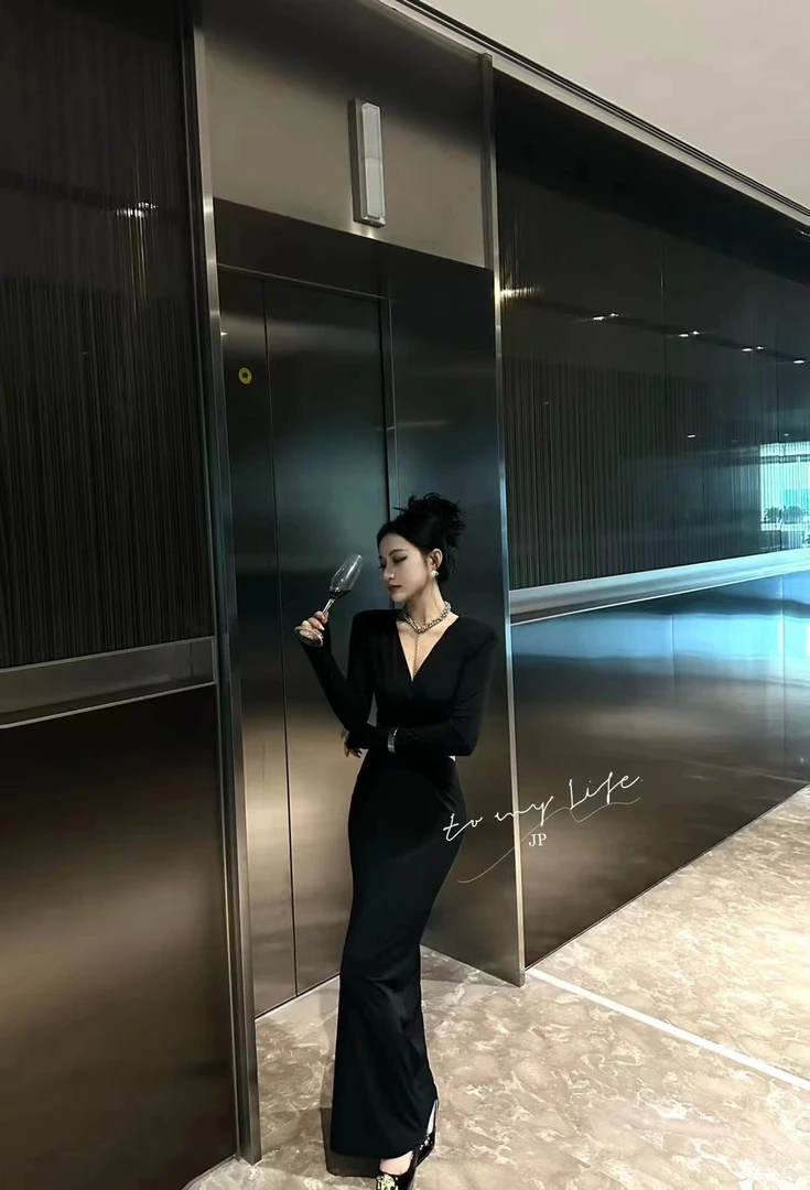 【时微高定】2025高端定制设计师款轻奢显身材连衣裙 女（169-239）