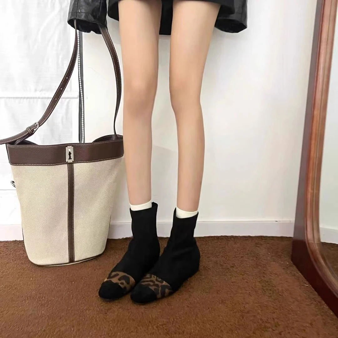 秋季短靴方头豹纹拼接内增高短靴女秋冬新款韩国后拉链瘦瘦靴女