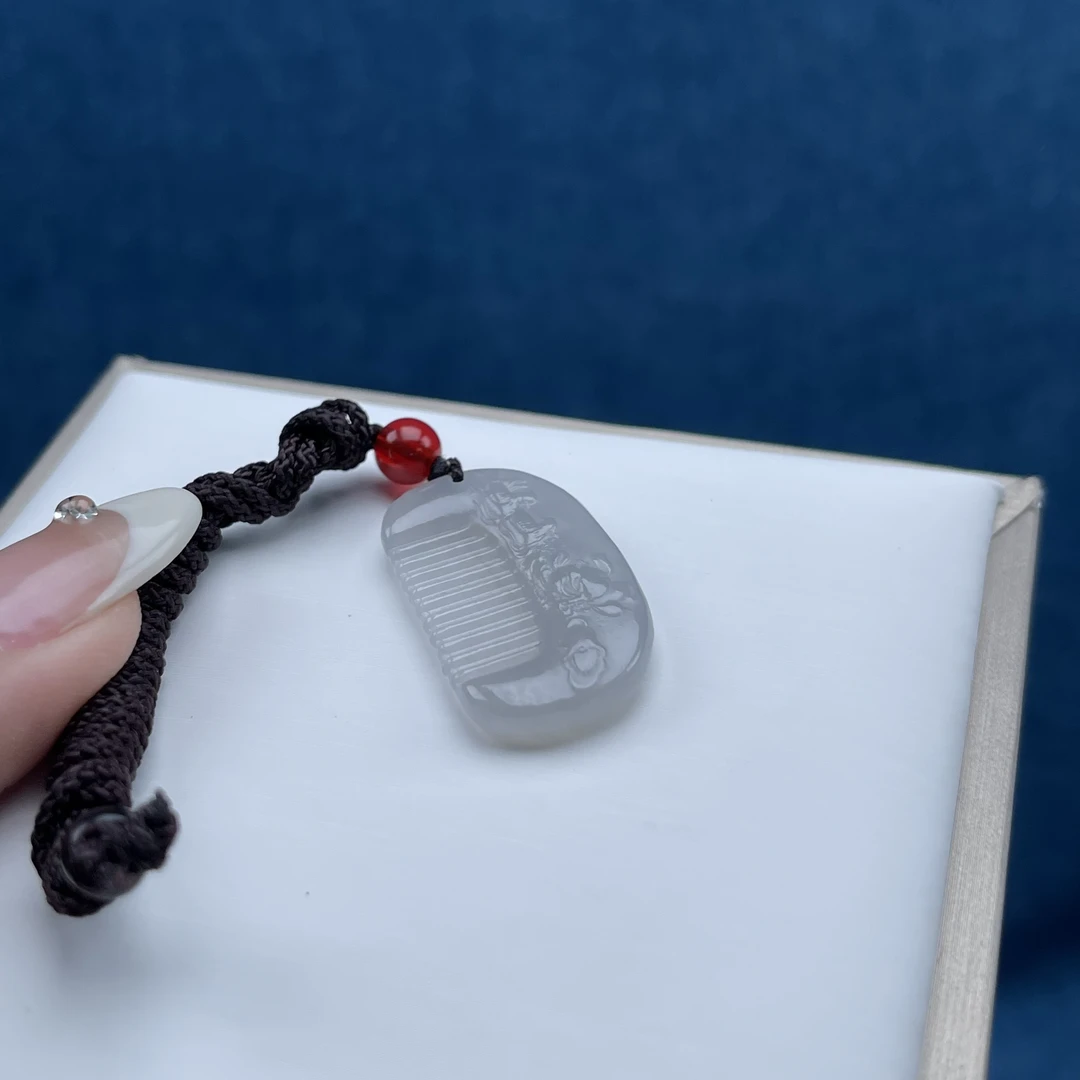 XD062和田玉烟紫梳子O 30.2*18*5.3