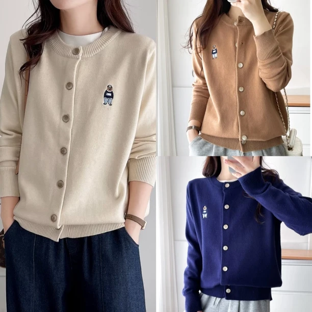 大码女装小熊刺绣圆领针织开衫胖mm休闲减龄文艺学院风毛衣外套潮
