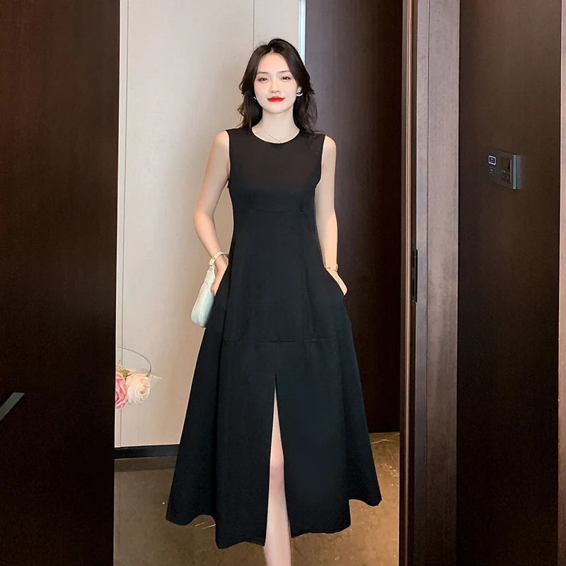 宴会黑白色连衣裙女春夏新款无袖气质显瘦通勤法式复古赫本风裙子