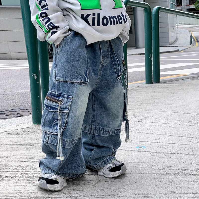 小小郑童装2025春秋新款裤子儿童蓝色宽松棉大口袋工装男童牛仔裤