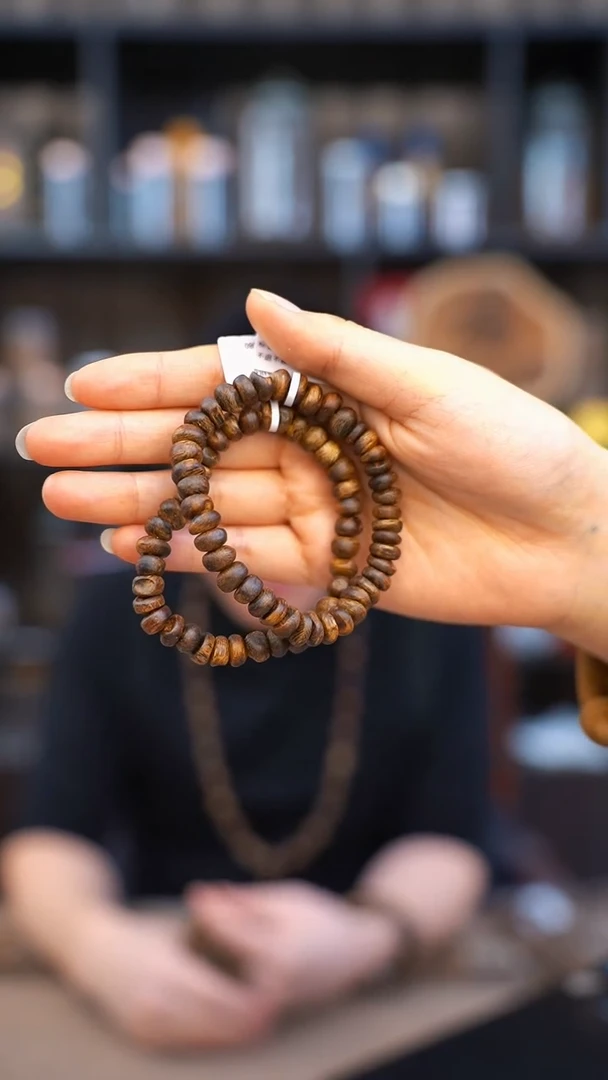 【闪购商品】沉香手串虫漏单圈多样性发一条