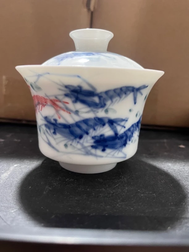 景德镇手绘青花虾盖碗