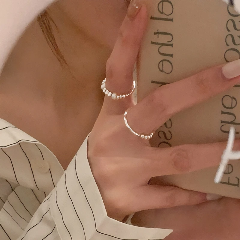 轻奢小众设计感不规则波浪串珠拼接戒指女弹力绳可调节指环叠戴女