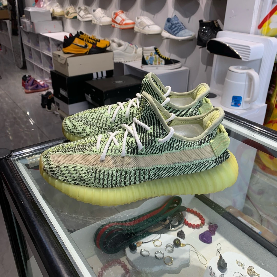 40码/椰子休闲鞋/Yeezy350 黑绿，40码，成色95新