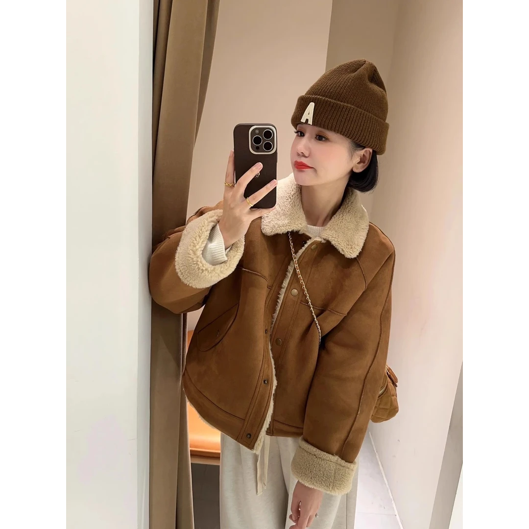 6661皮毛一体羊羔毛外套女短款2023新款韩版翻领上衣复古秋冬拼接