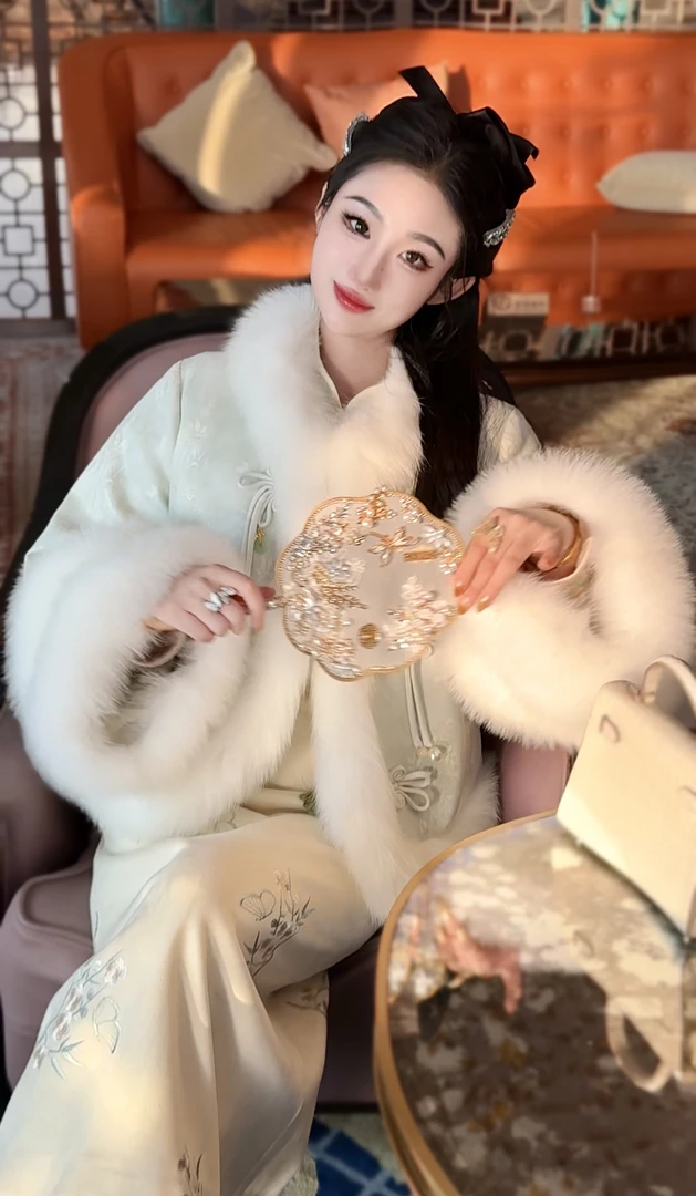 【媛珠 碎玉轩小主】重工贵气国风提花狐狸毛领鹅绒服保暖冬款显瘦