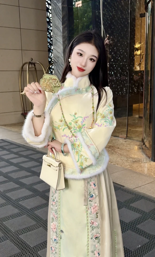 【媛珠 奢圈新贵】重工名媛新中式刺绣亮片丝绒拼接显瘦上衣秋冬