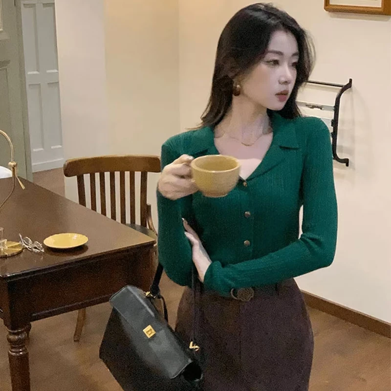 3099复古港风长袖针织开衫短款女装时髦洋气内搭打底v领显瘦毛衣