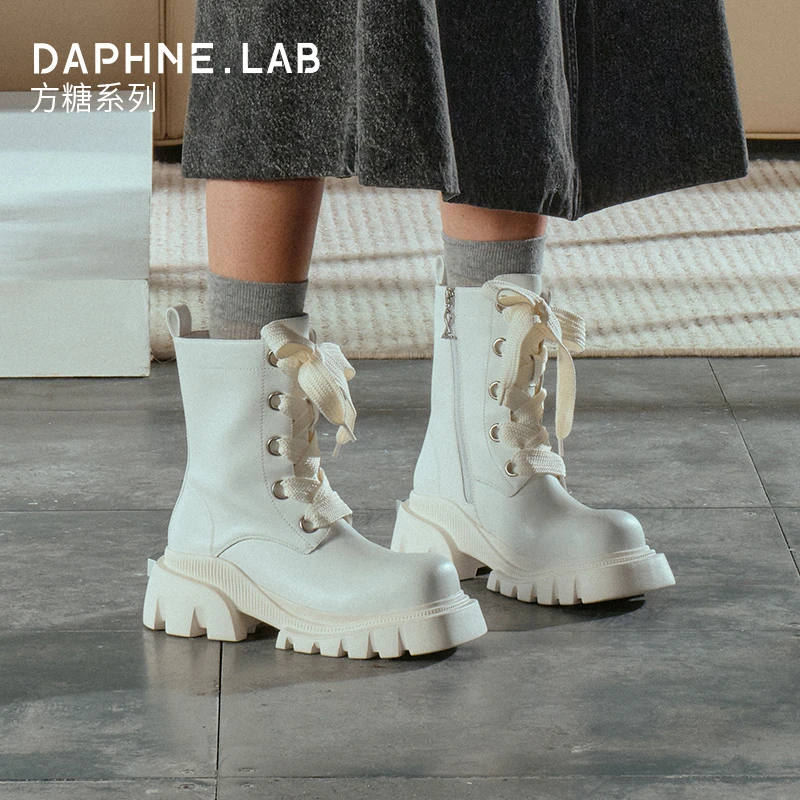 DAPHNE LAB方糖粗系带马丁靴2024新款百搭俏皮显瘦厚底短靴