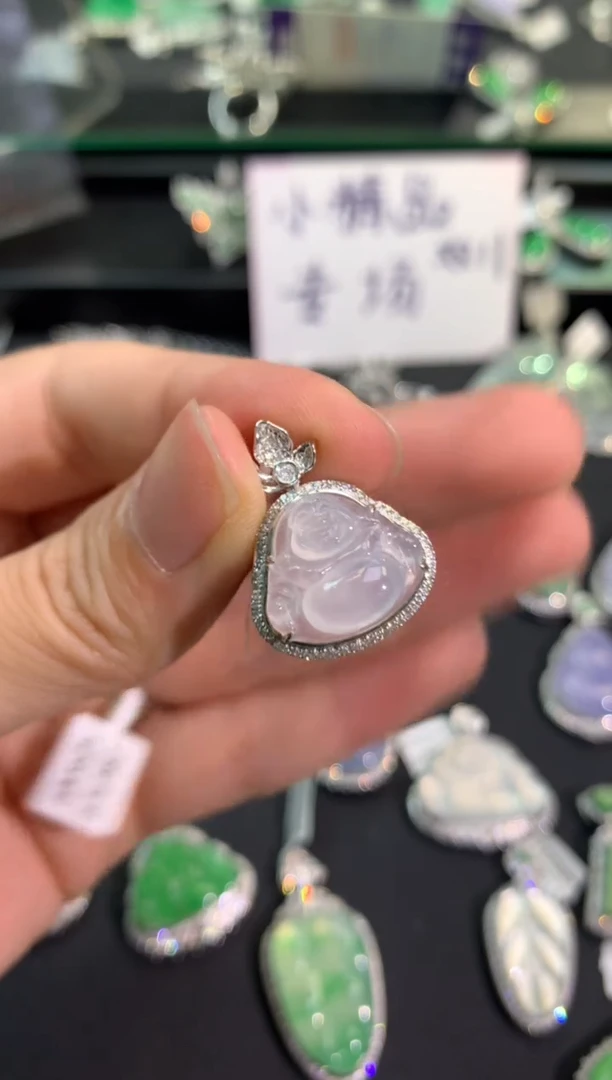 【闪购商品】翡翠吊坠(不含链)18K金镶嵌吊坠