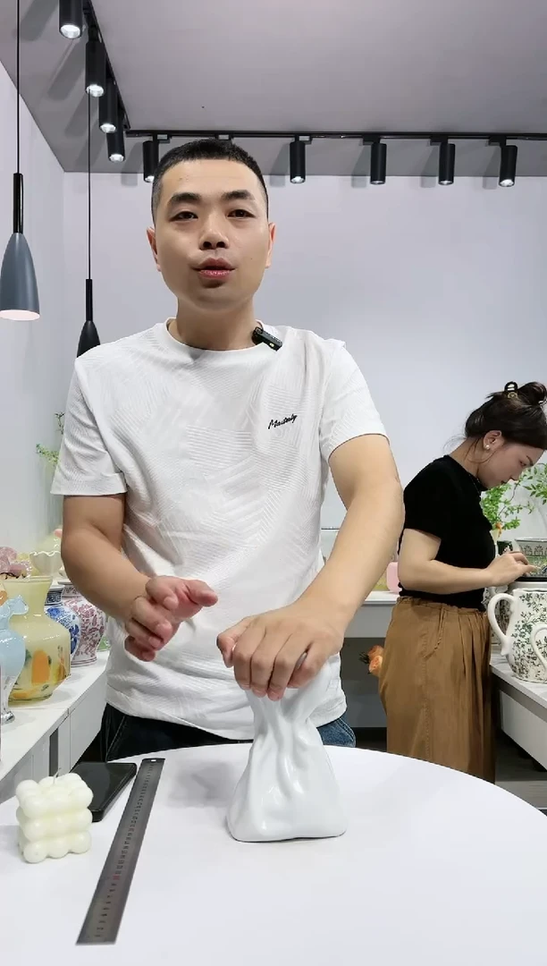【闪购商品】不规则203折纸白