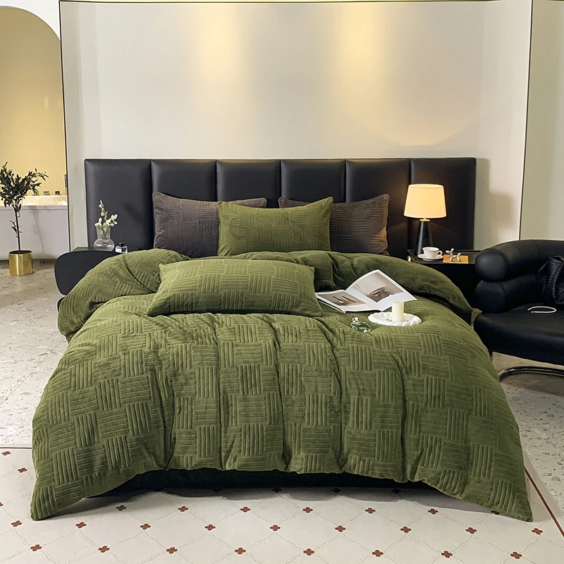 【QC】新款高克重轻奢风雕花牛奶绒保暖四件套床单被罩三件套