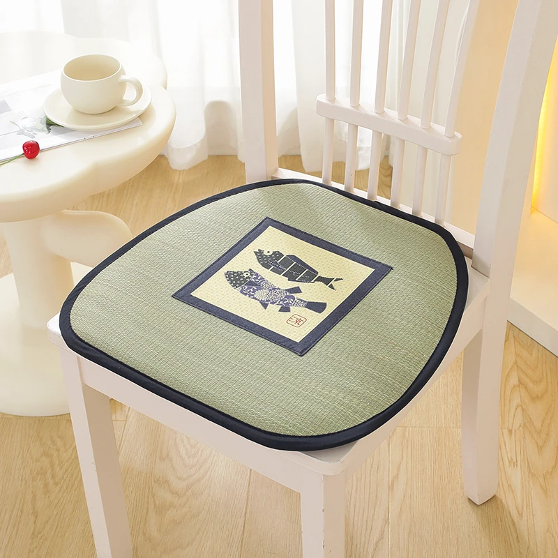 龙舒梦夏季蔺草凉席餐椅垫双面草坐垫透气办公室加厚家用久坐座垫