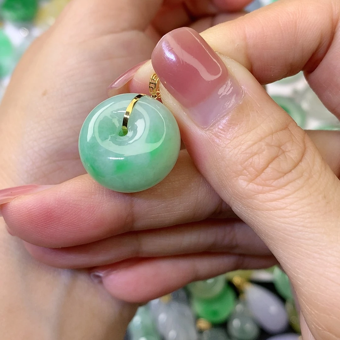 【闪购商品】翡翠颈饰18K金镶嵌
