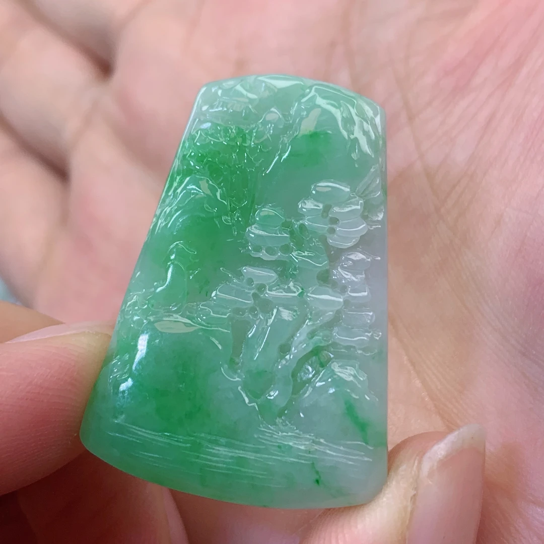 缅甸天然翡翠a货阳绿山水牌吊坠34.6×24.9×4.8