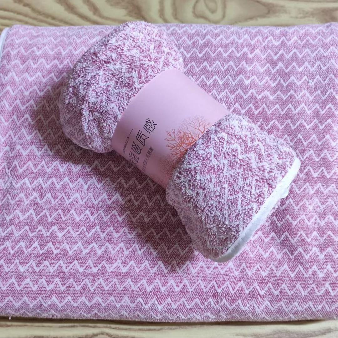 时尚波浪珊瑚绒浴巾吸水洗澡成人