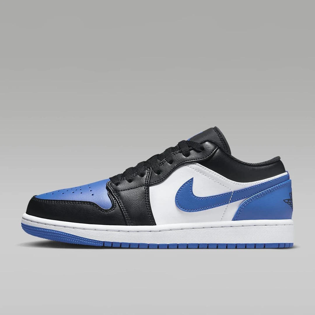 AIR JORDAN 1 Low 经典设计 简约百搭 成人板鞋 黑蓝白553558-140
