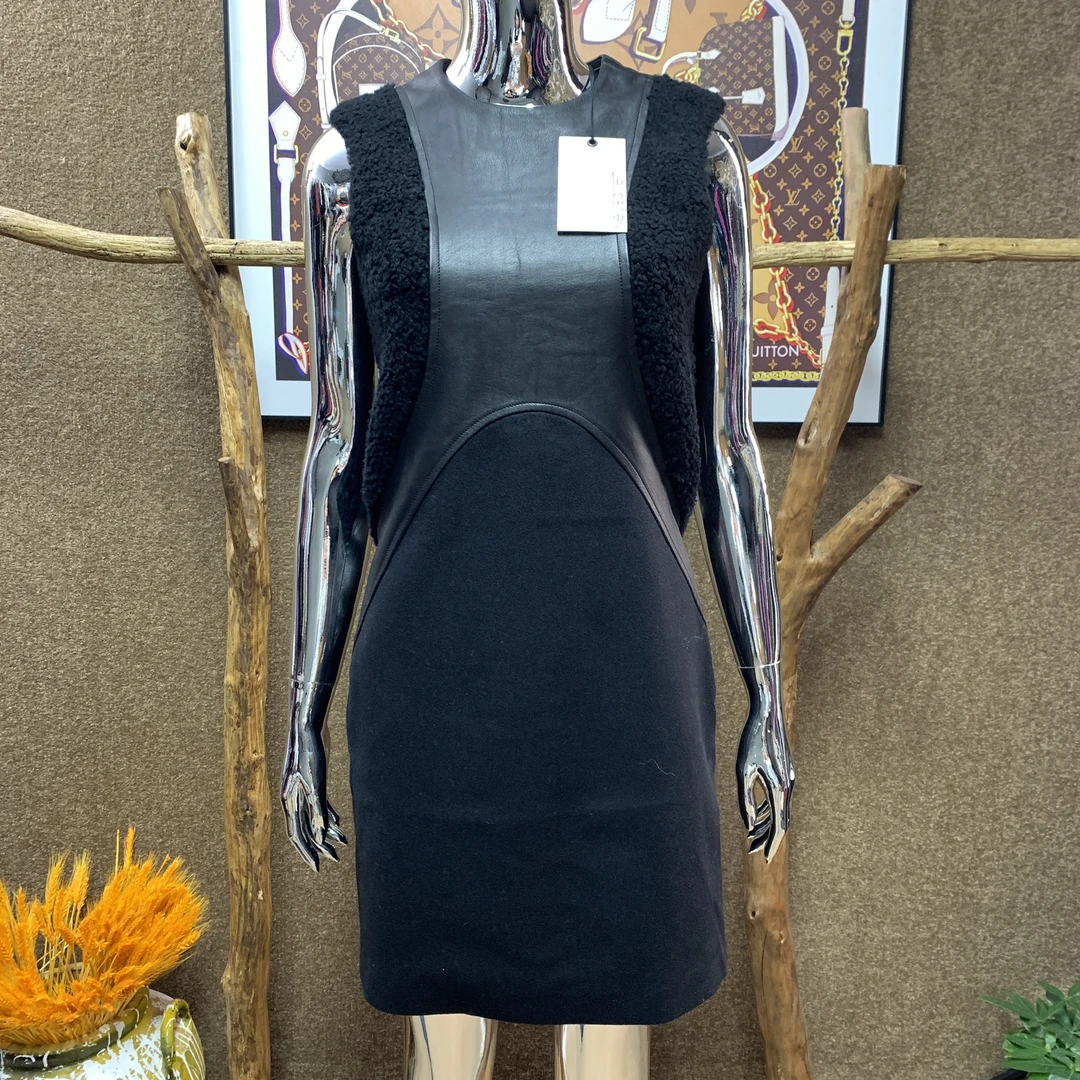 全新未使用  Neil Barrett 无袖收腰连衣裙 40码