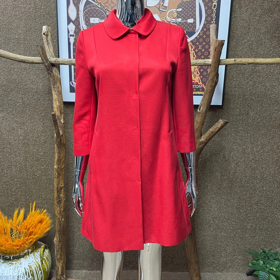 99新  DG 桑蚕丝 红色修身翻领大衣 40码