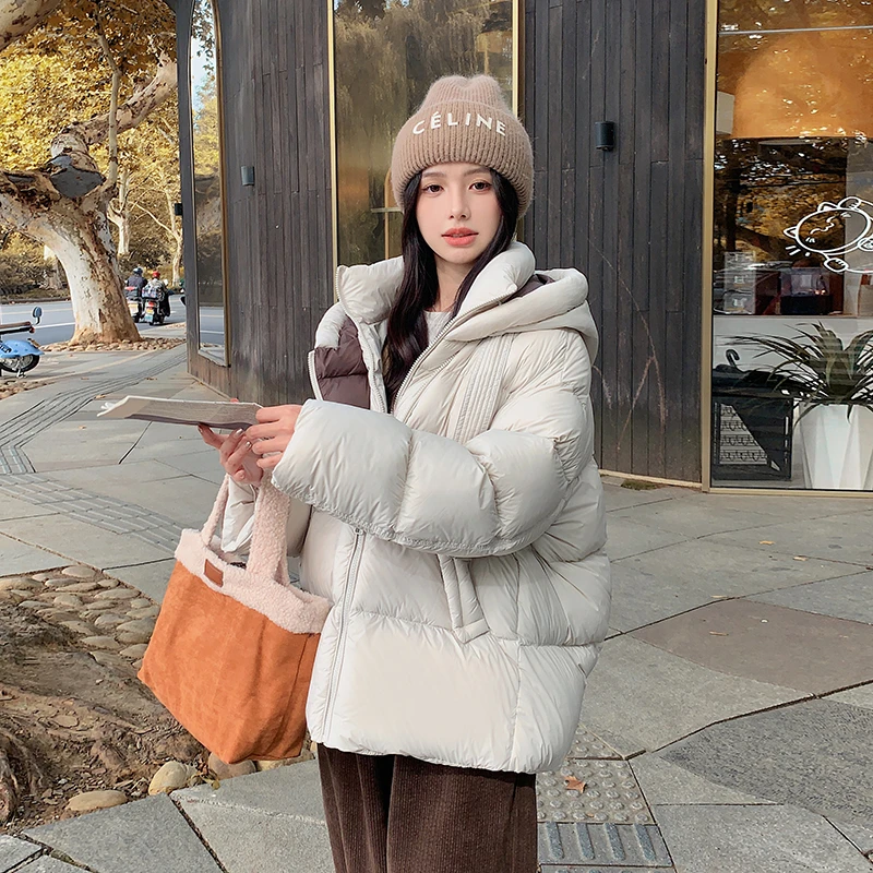 米白色韩版时尚拼接连帽羽绒服女2024冬季新款90白鸭绒保暖面包服