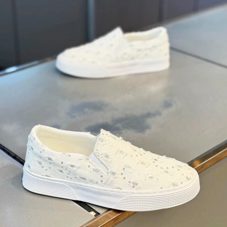 2025夏季新款潮流时尚一脚蹬百搭运动透气低帮软底舒适休闲板鞋