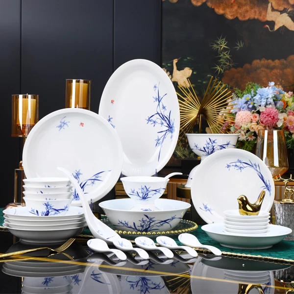 手绘高温白瓷青花釉中空谷幽兰