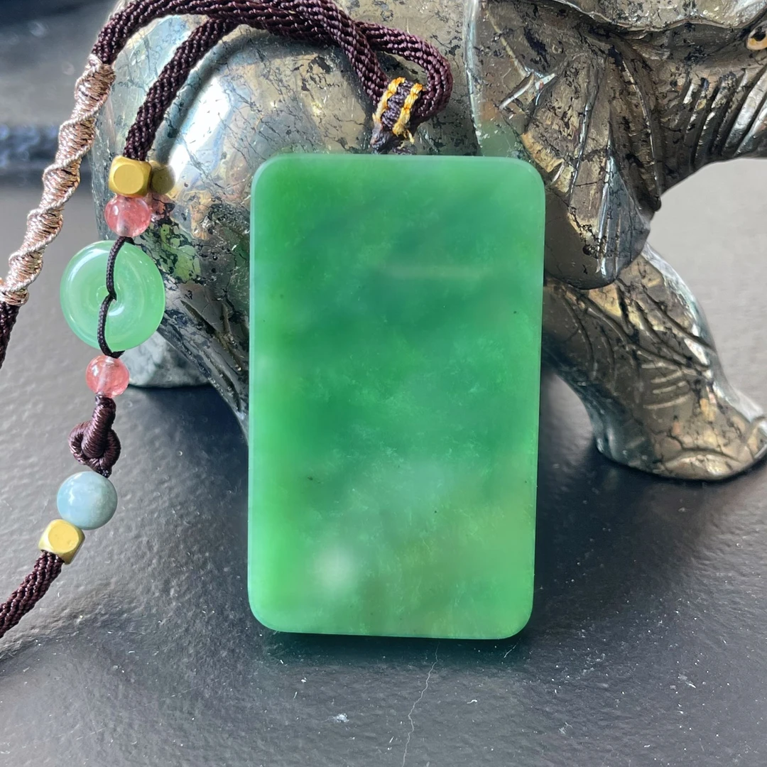 和田玉碧玉无事牌满绿俄料乌兰海老坑满绿平面阳绿