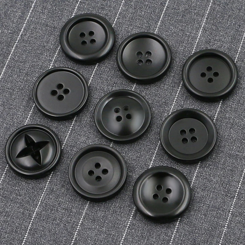 圆形韩版大衣纽扣风衣扣西装外套裤子黑色百搭四眼钮扣树脂大扣子
