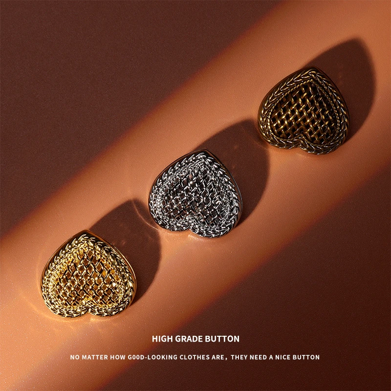 金色爱心金属扣子百搭复古衣服大衣风衣外套装饰纽扣女小香风钮扣