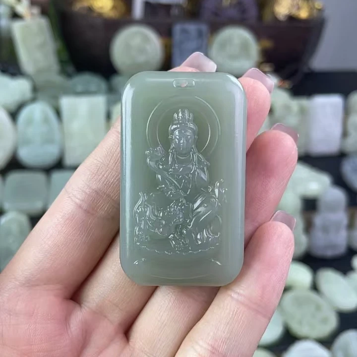 新疆和田玉八大守护神背面山水男款方牌玉石吊坠