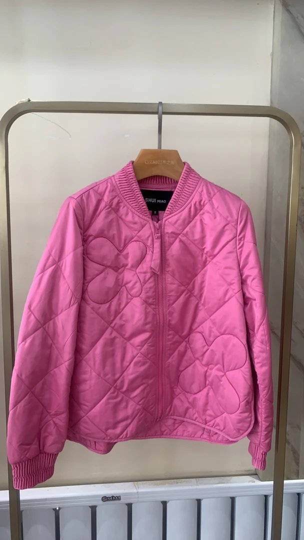 简约又实穿的棉服、四个颜色，既保暖又百搭