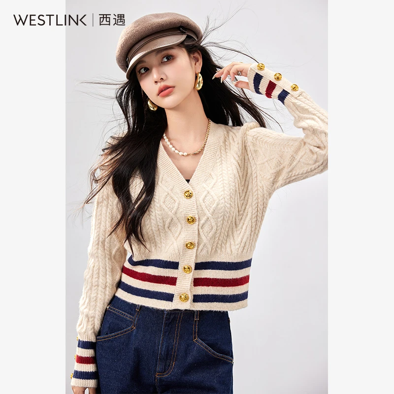 西遇麻花针织外套女2025秋季新款短款V领纽扣英伦风条纹毛衣开衫