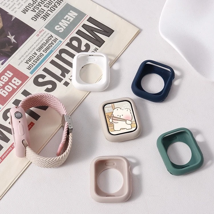 适用applewatch糖果硅胶保护壳iwatch半包S8代45mm表带防摔保护套