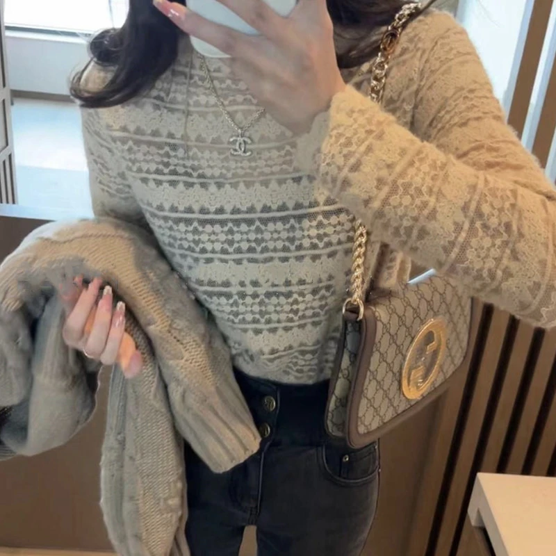 欧货小心机钩花镂空磨毛蕾丝衫女2024年春秋新款内搭半高领打底衫