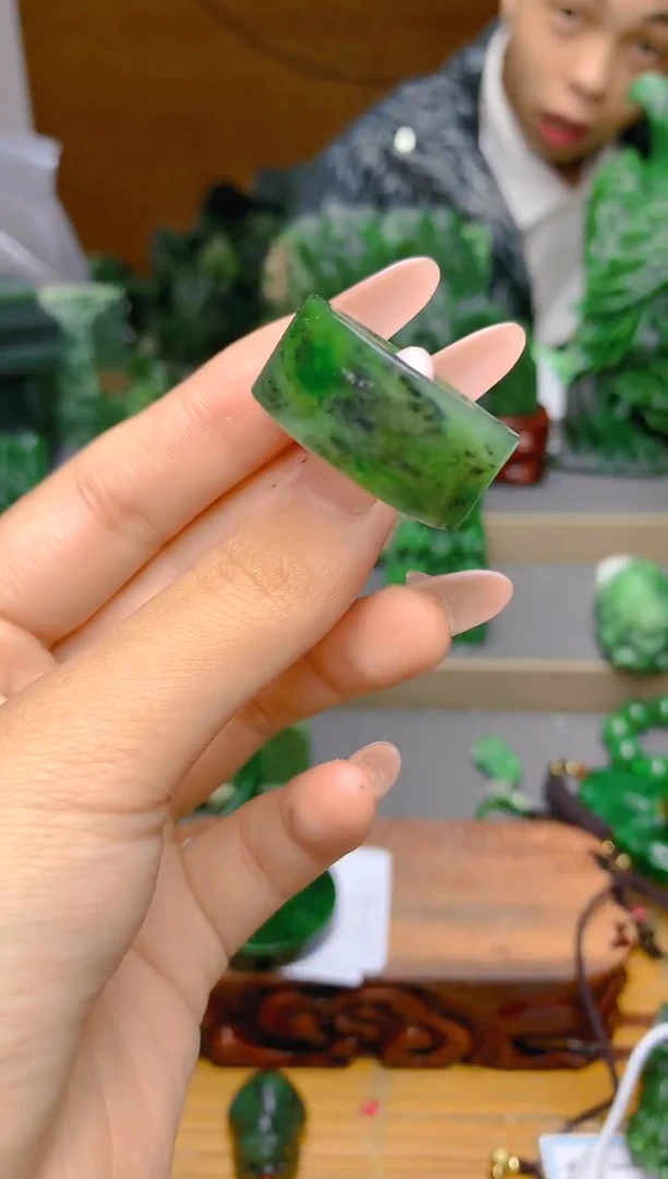 【闪购商品】和田玉（碧玉）戒指未镶嵌1