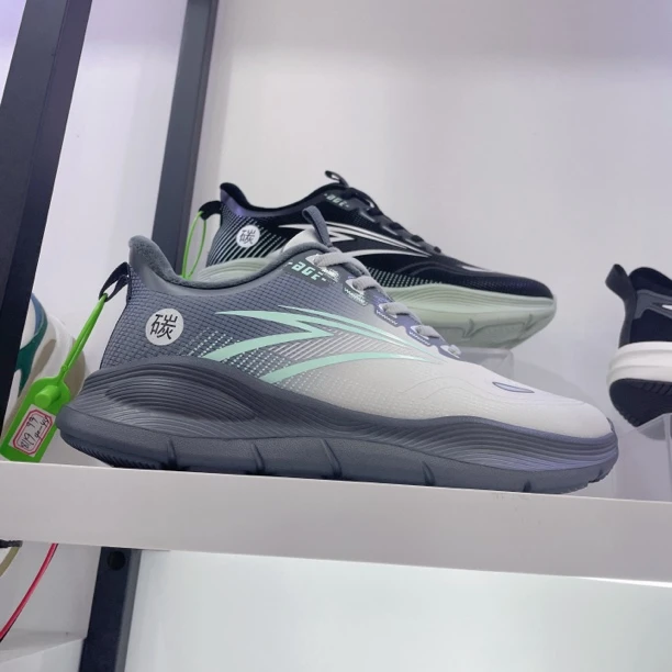 秋冬新款青少年中大童男士加绒飞织运动跑步鞋棉鞋